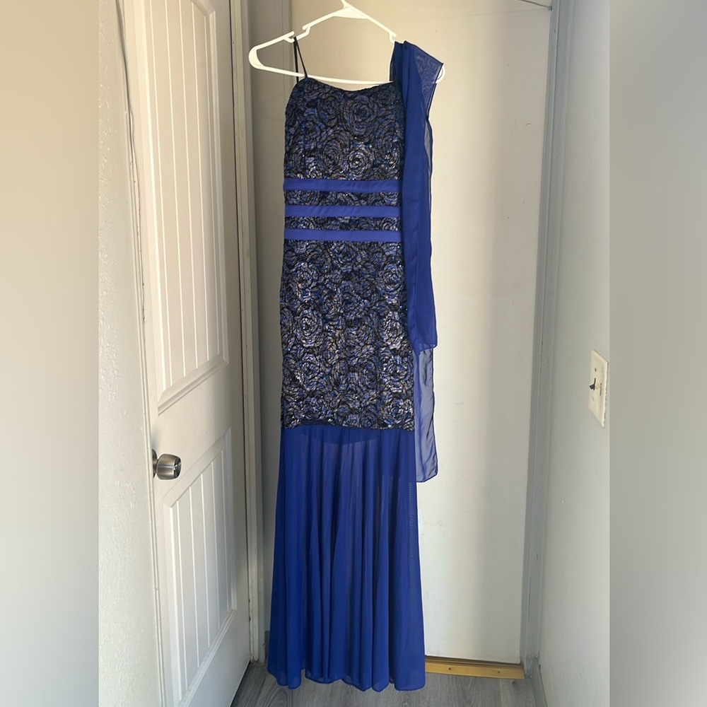 Long coktel blue and black sparkly party dress